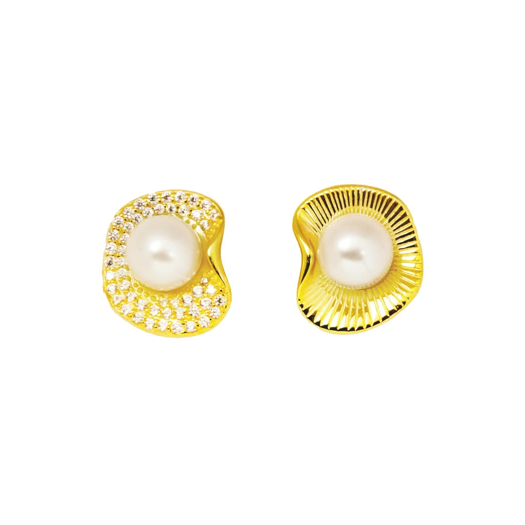 Distinct Pearl Duo Earrings