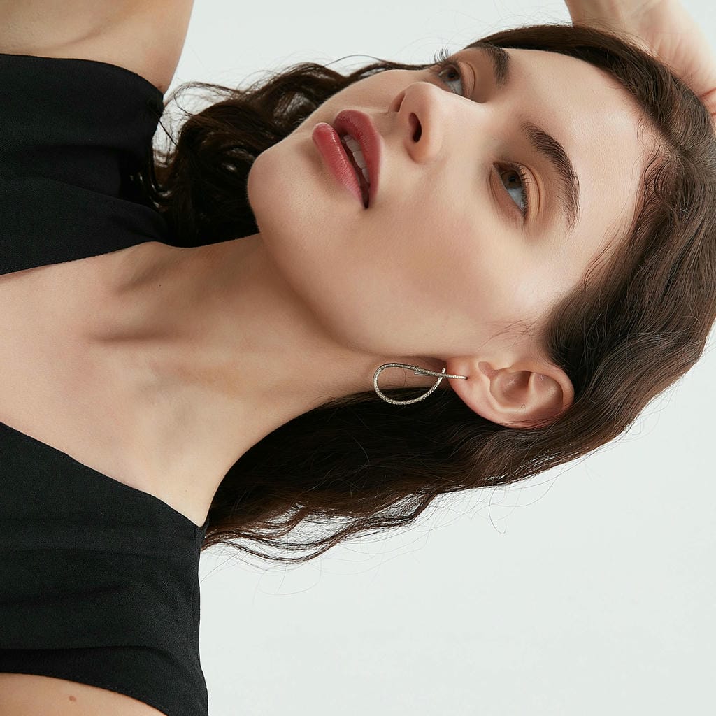 Irregular Line Simple Hollow Earrings