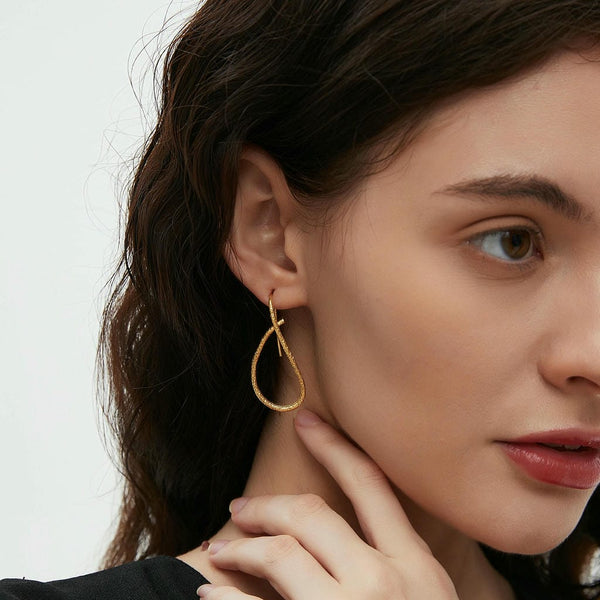 Irregular Line Simple Hollow Earrings