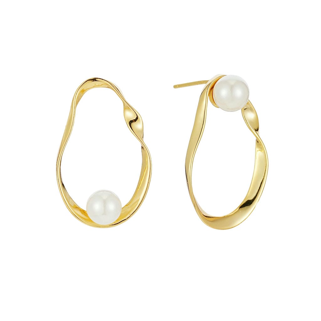 Hollow Inlaid Pearl Earrings