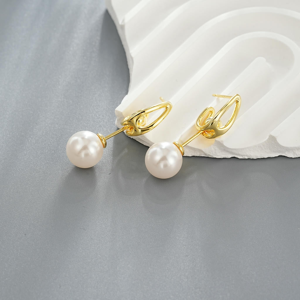 Irregular Hanging Pearl Drop Earrings6