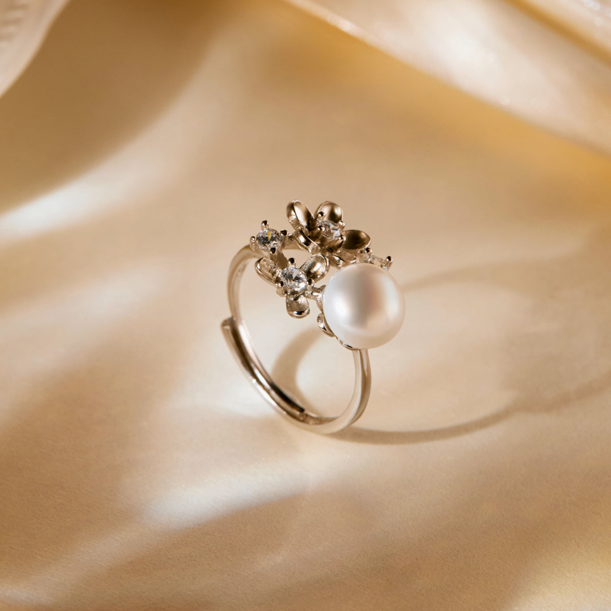 Pearl Flower Ring1